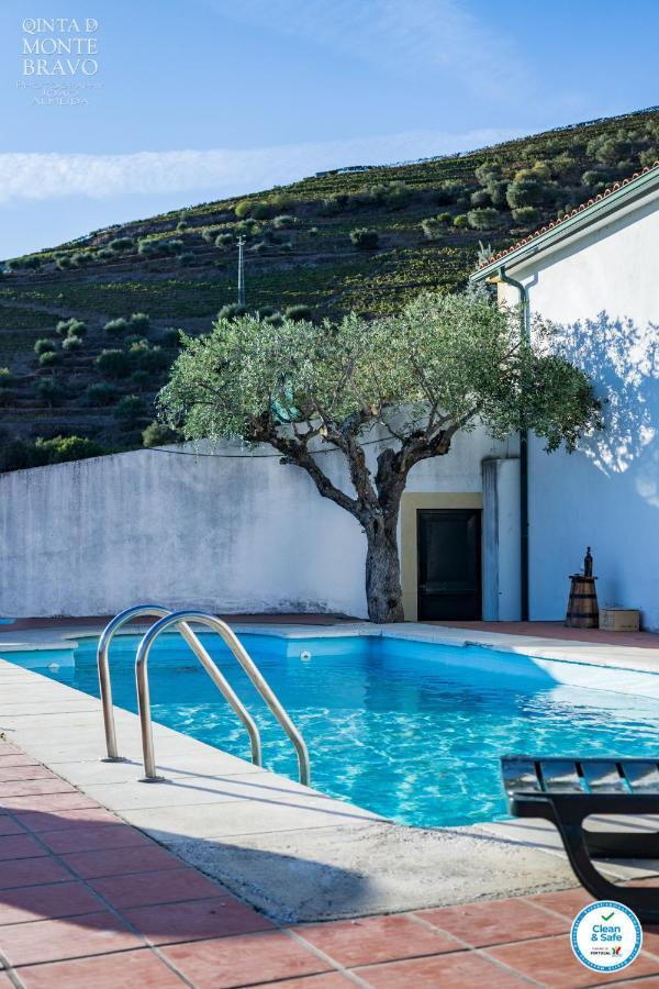 Quinta do Monte Bravo - DOURO - Quarto Duplo Ervedosa do Douro Exterior foto
